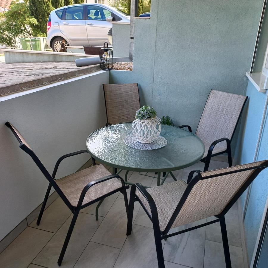 Apartman Pontis Okrug Gornji Trogir Exterior foto